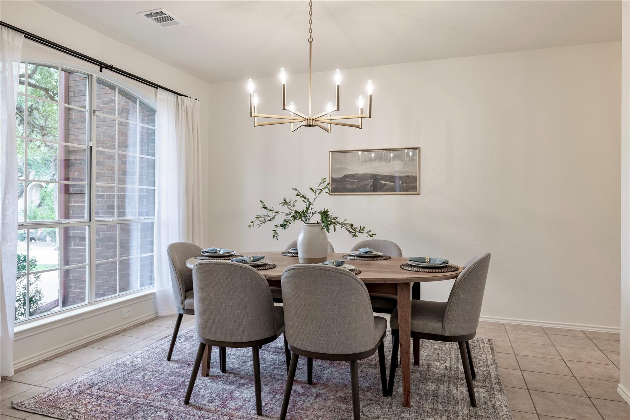 7208 Gentle Oak Dr, Austin, TX 78749