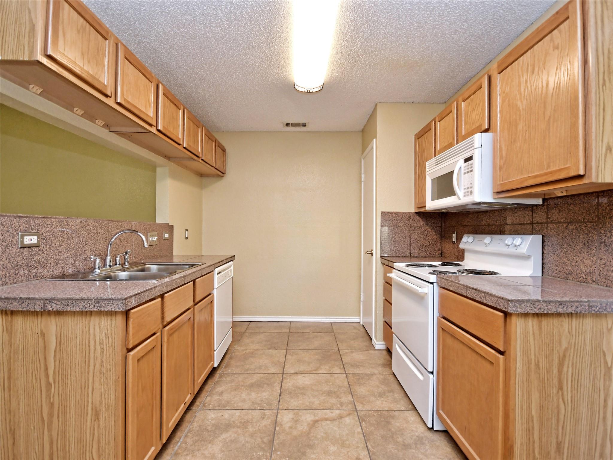 415 Fantail Loop # A, Austin, TX 78734
