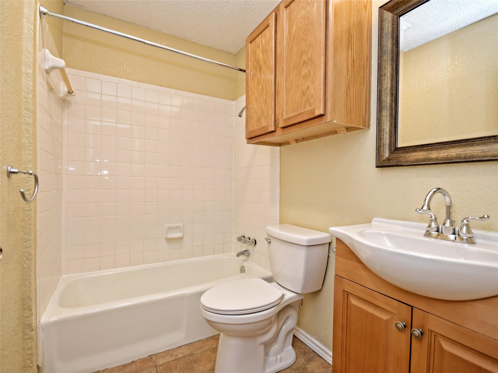 415 Fantail Loop # A, Austin, TX 78734