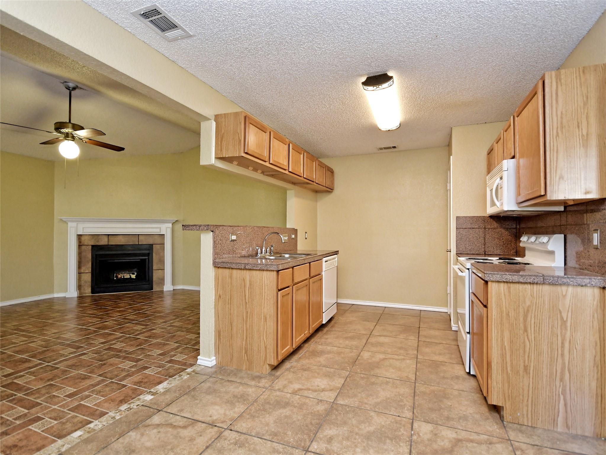 415 Fantail Loop # A, Austin, TX 78734