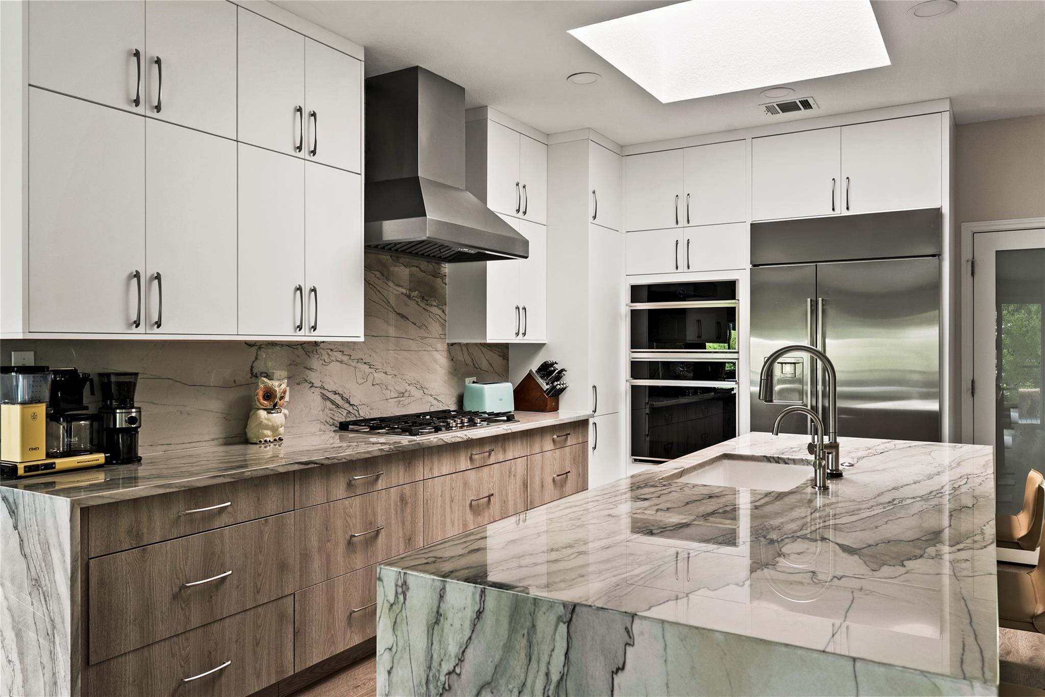 7021 Colberg Ct, Austin, TX 78749