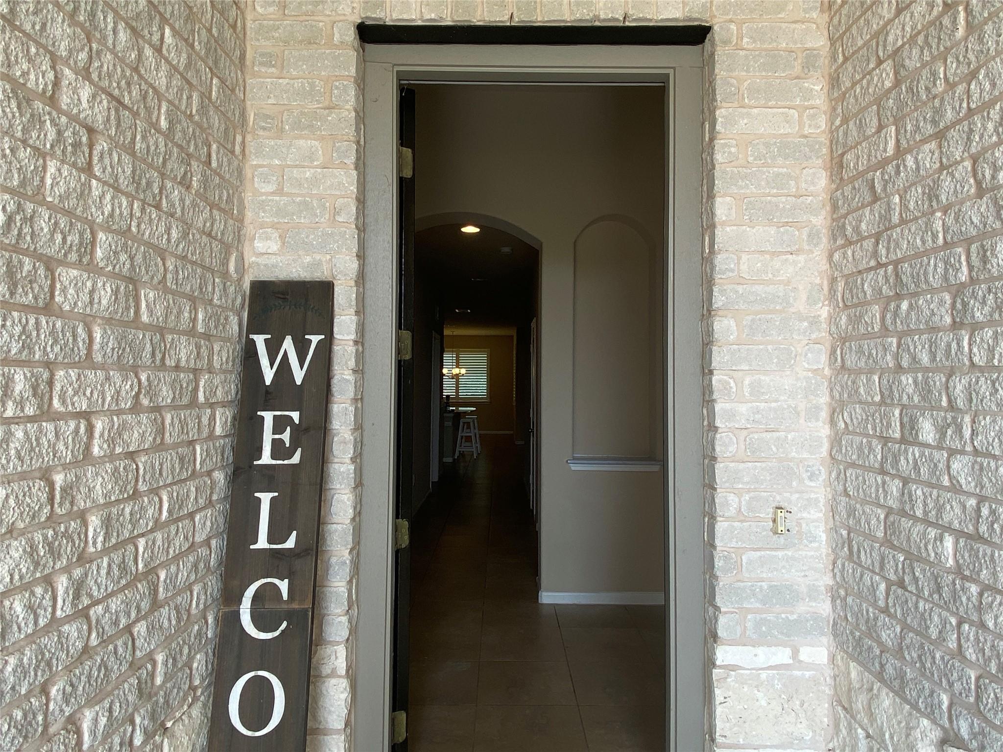 2448 Lyla Ln, Leander, TX 78641