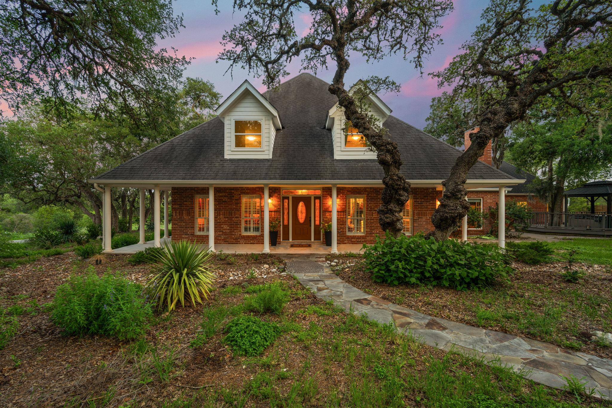 622 Thousand Oaks Loop, San Marcos, TX 78666