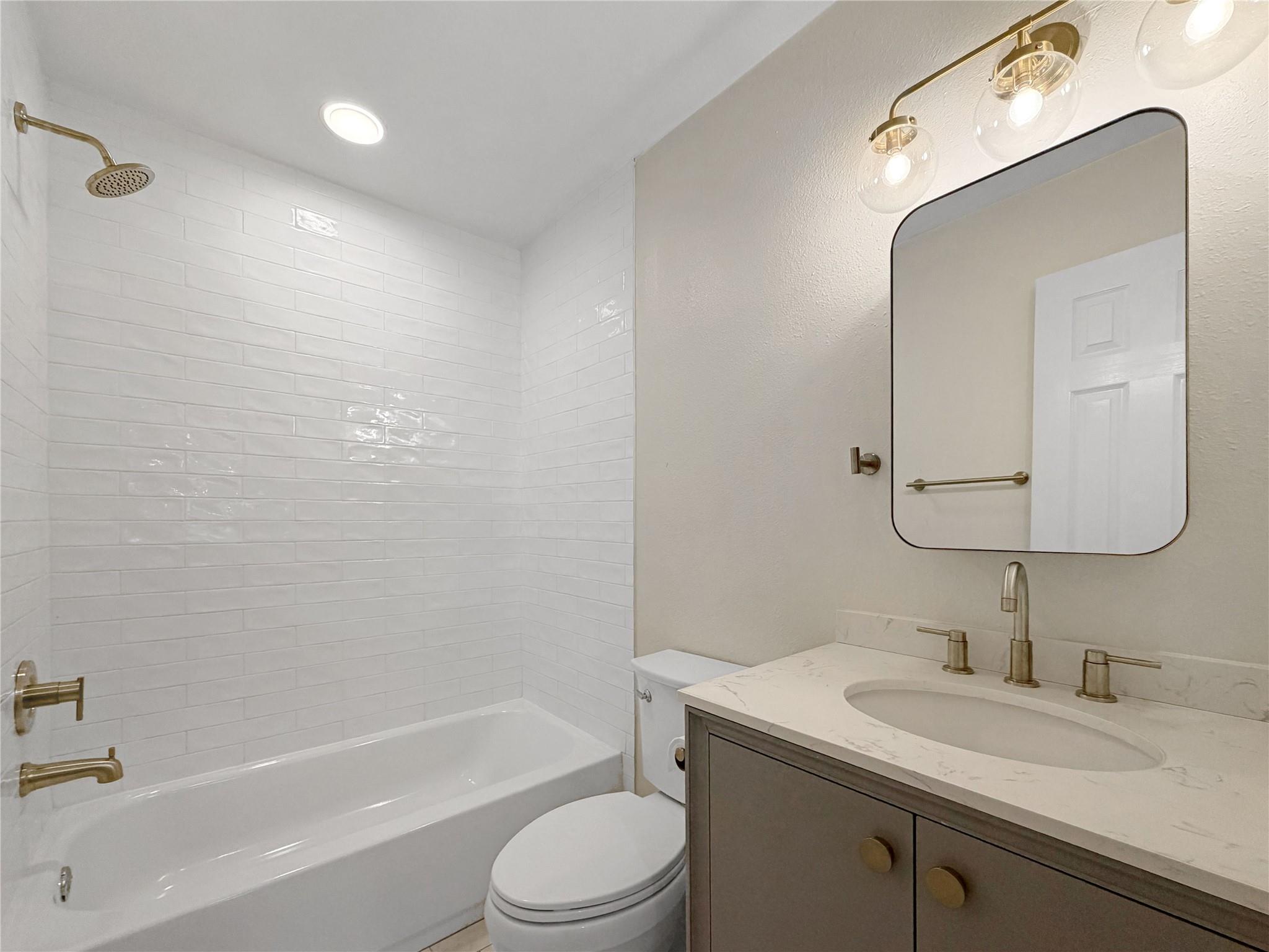 34 Pebblebrook Ln, Wimberley, TX 78676