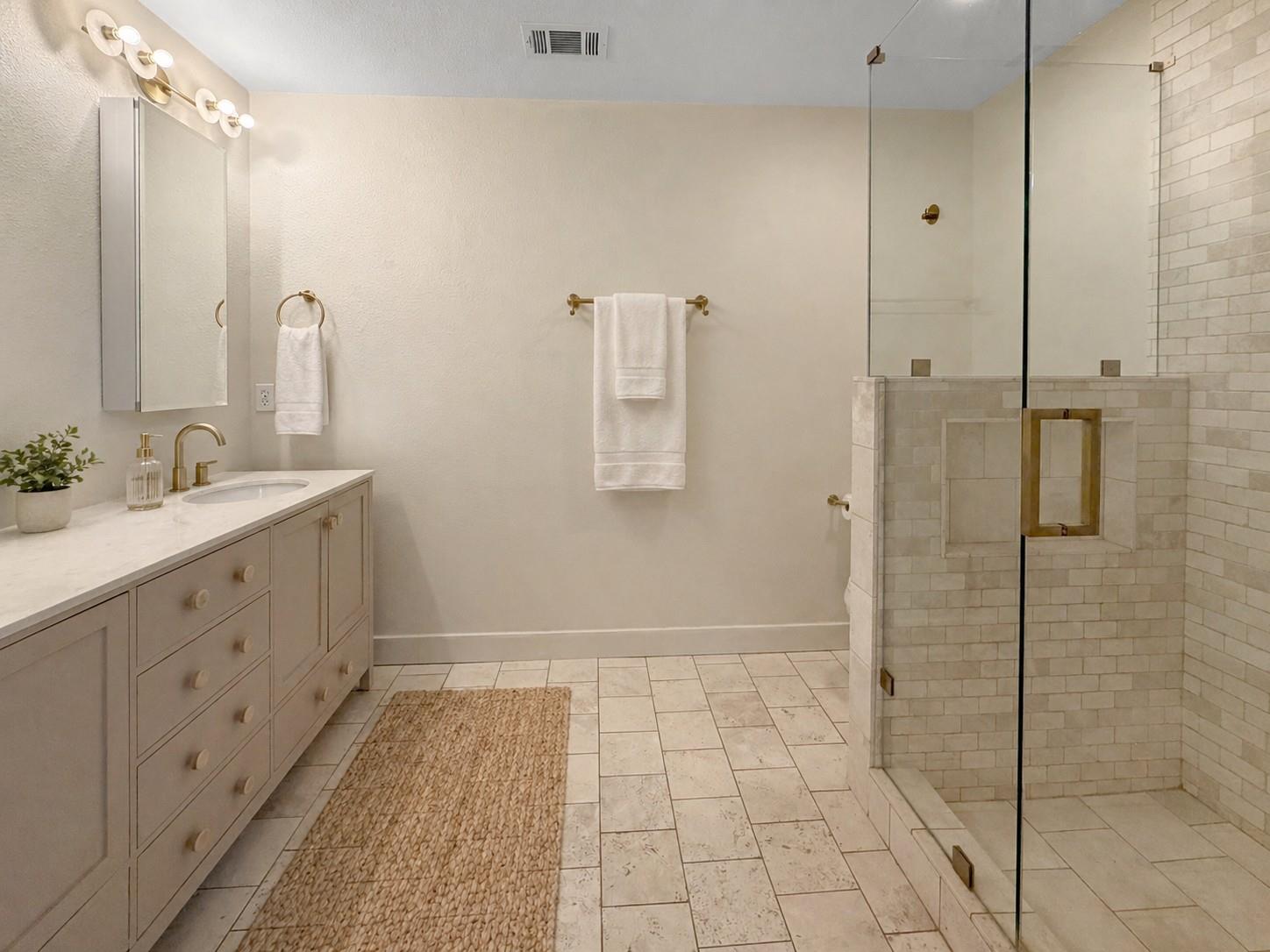 34 Pebblebrook Ln, Wimberley, TX 78676