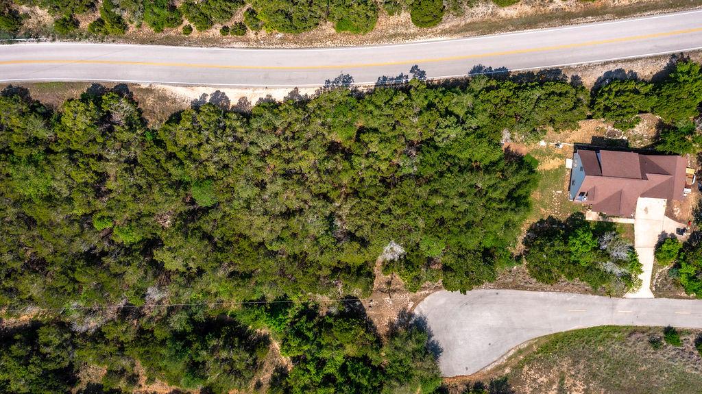 1306 Daviot Dr, Spicewood, TX 78669