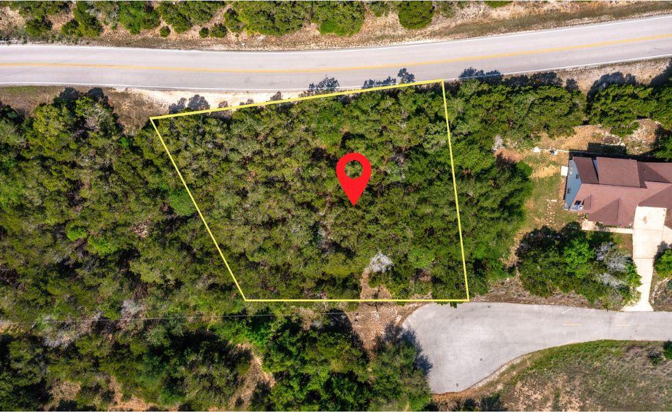 1306 Daviot Dr, Spicewood, TX 78669
