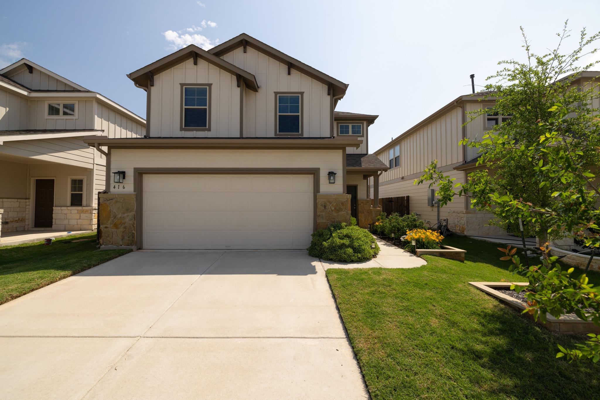 416 Bella Luna Way, Liberty Hill, TX 78642