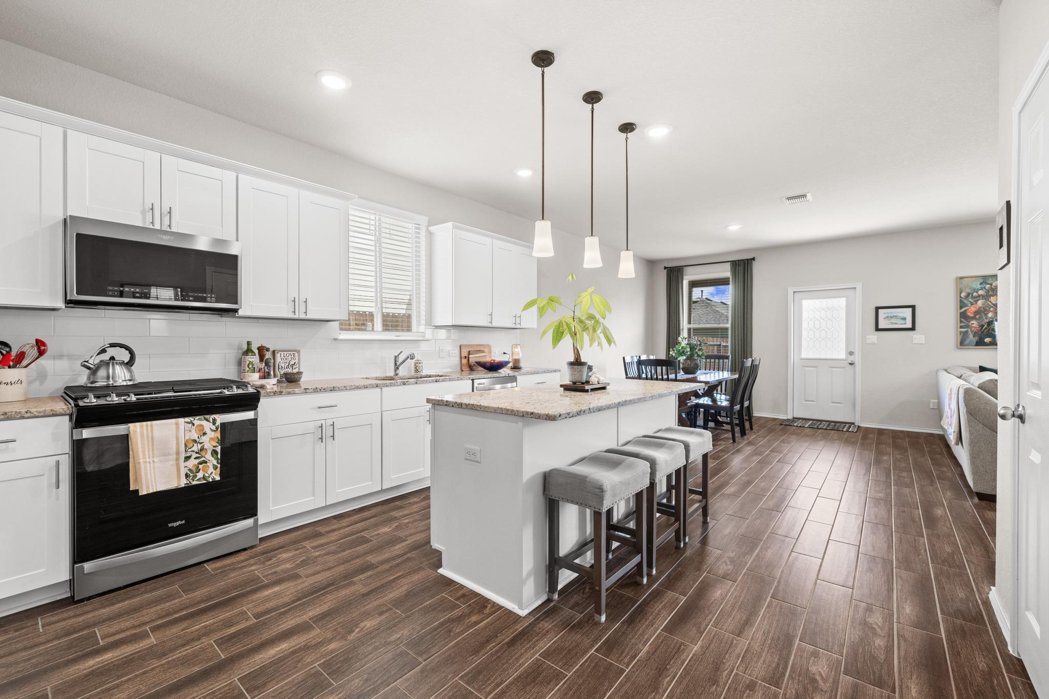 416 Bella Luna Way, Liberty Hill, TX 78642
