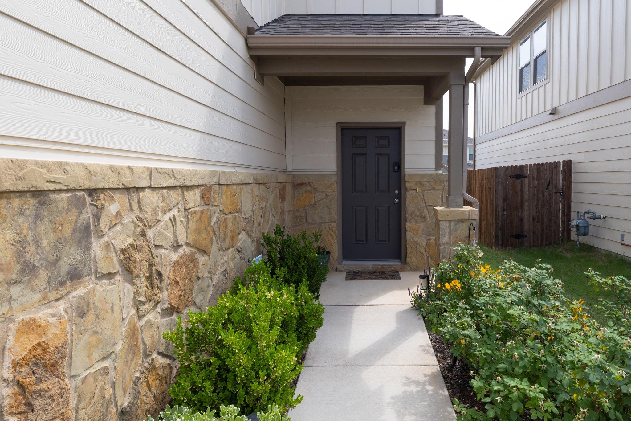 416 Bella Luna Way, Liberty Hill, TX 78642