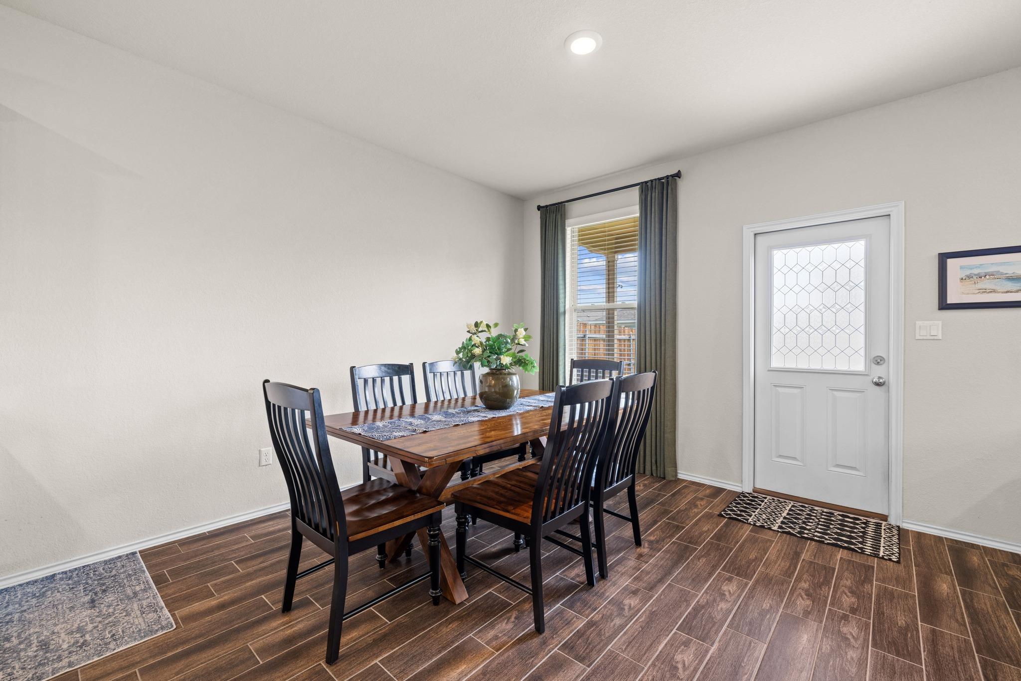 416 Bella Luna Way, Liberty Hill, TX 78642