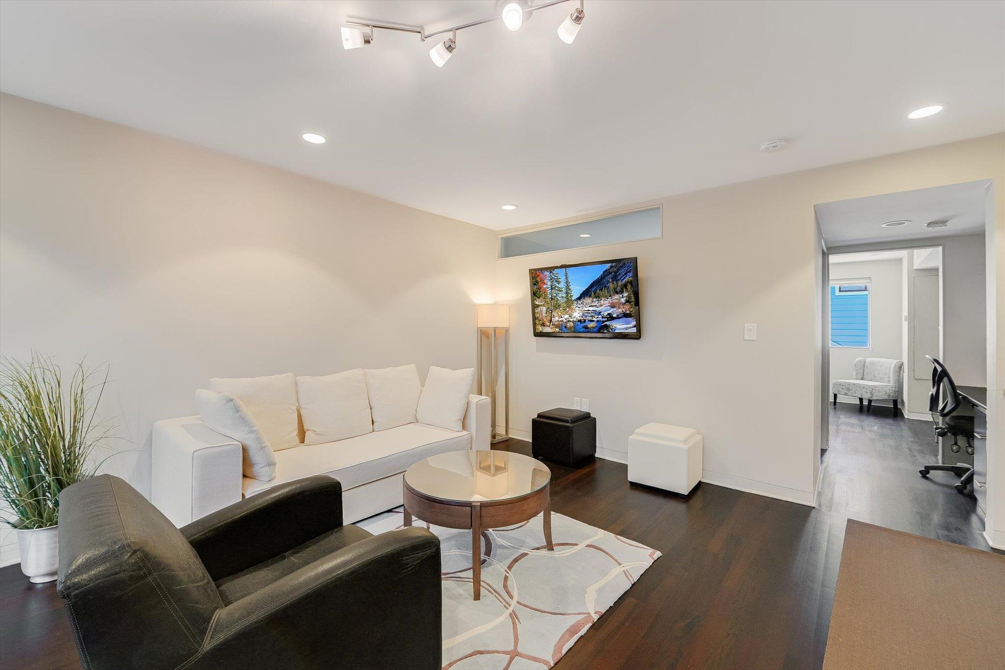 904 West Ave # 212, Austin, TX 78701