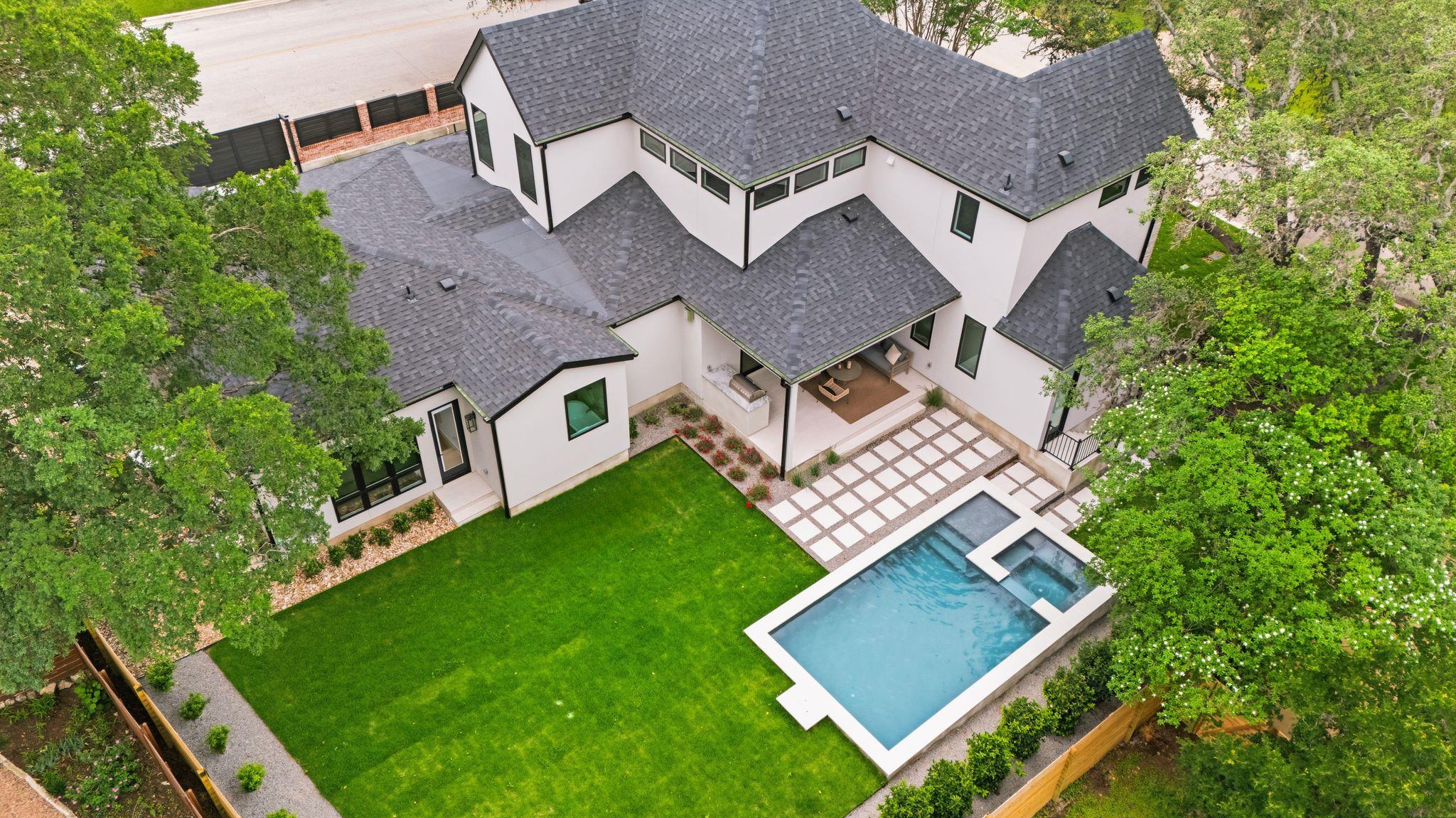 2605 Forest Bend Dr, Austin, TX 78704