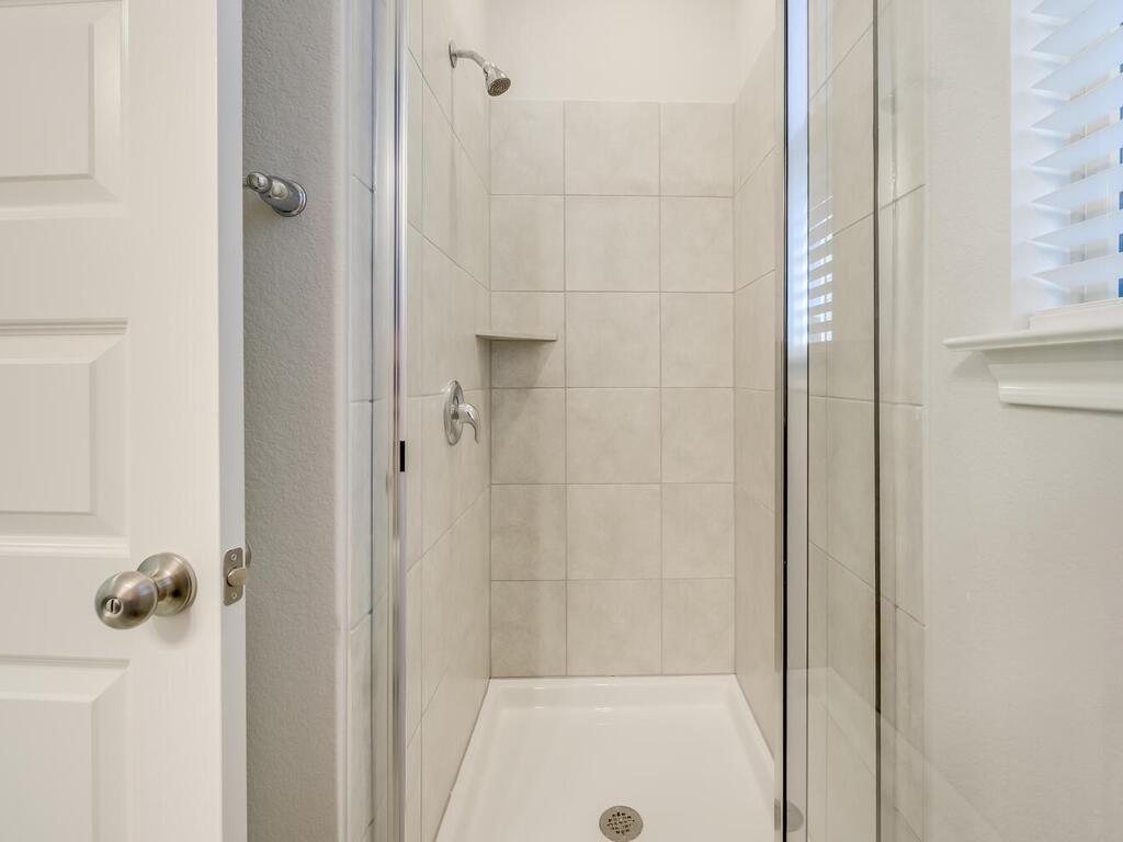 2117 Pecan Island Dr, Leander, TX 78641