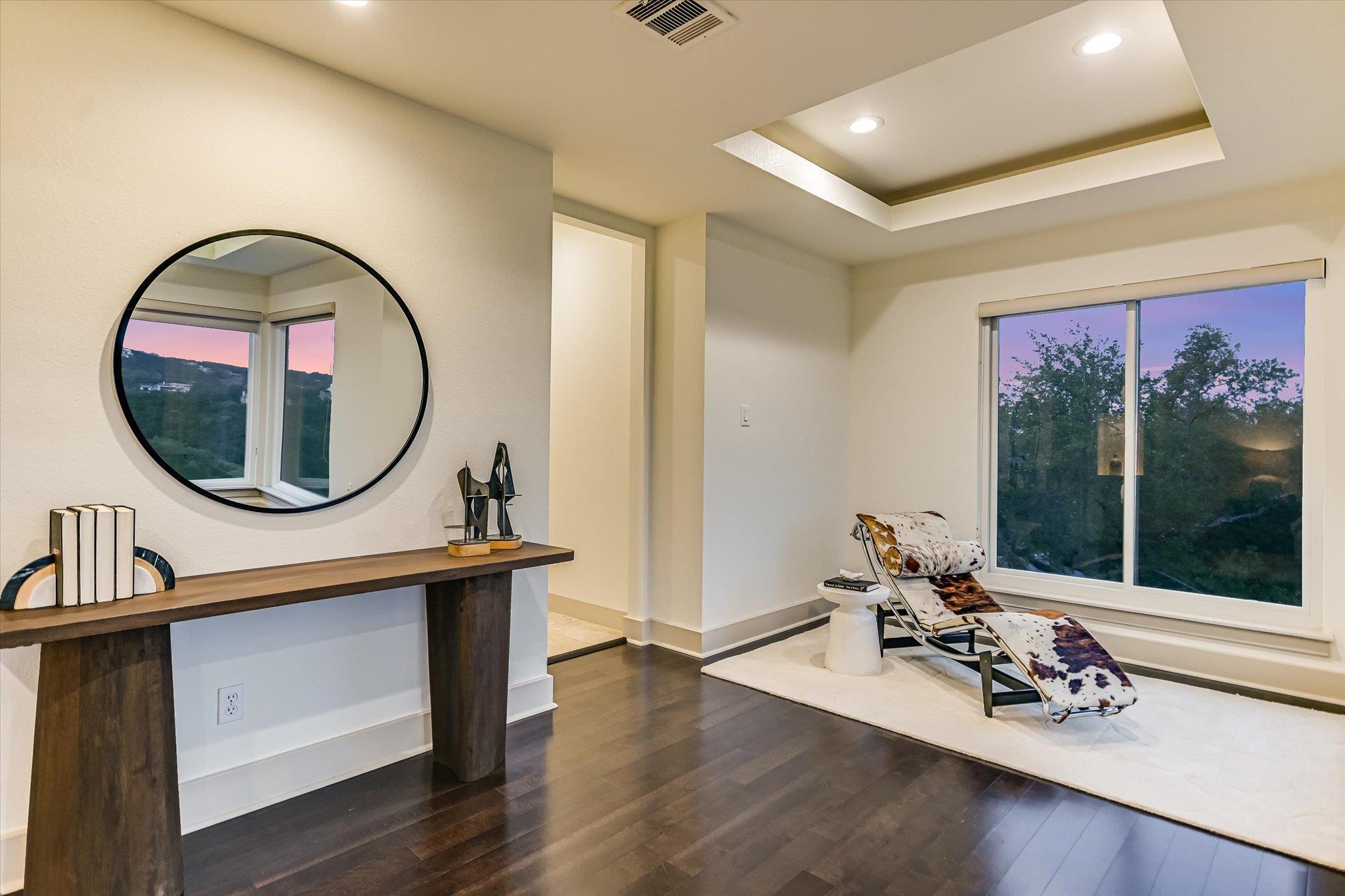 105 N Lowell Ln, Austin, TX 78733