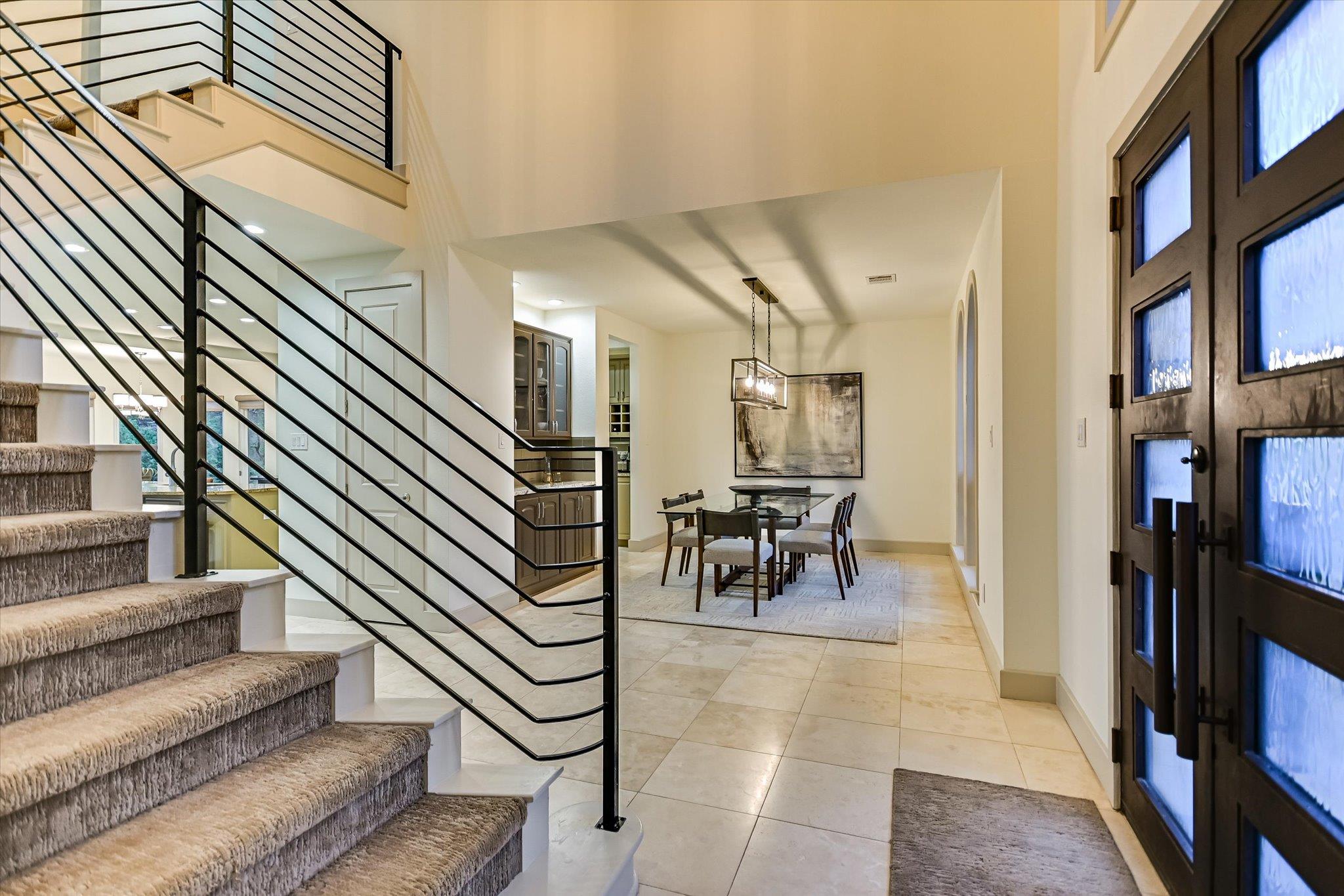 105 N Lowell Ln, Austin, TX 78733