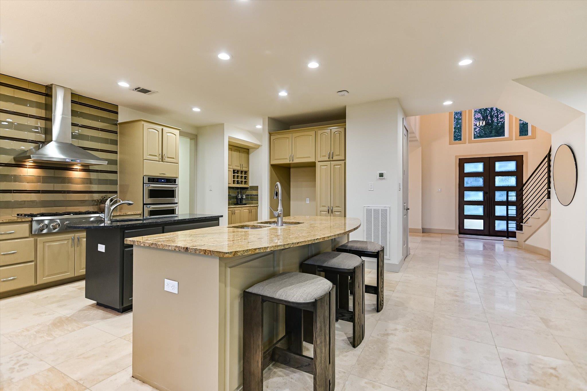 105 N Lowell Ln, Austin, TX 78733