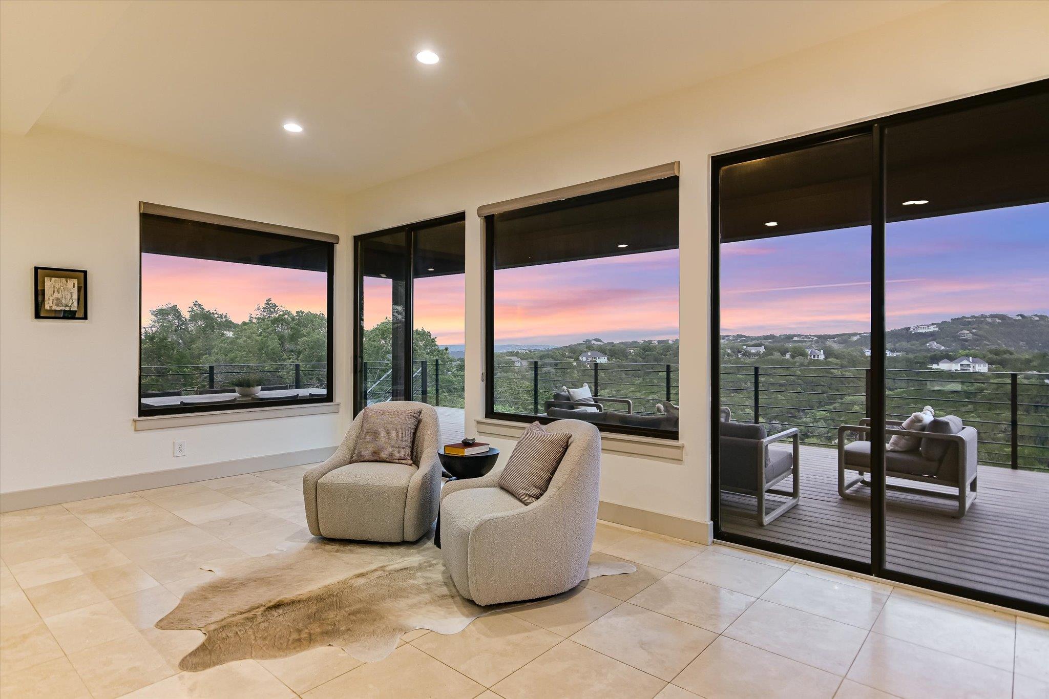 105 N Lowell Ln, Austin, TX 78733