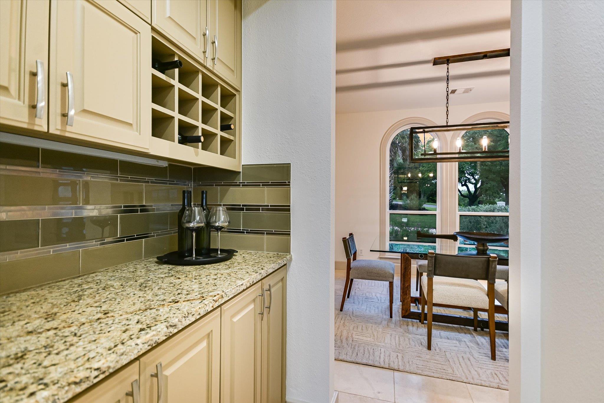 105 N Lowell Ln, Austin, TX 78733