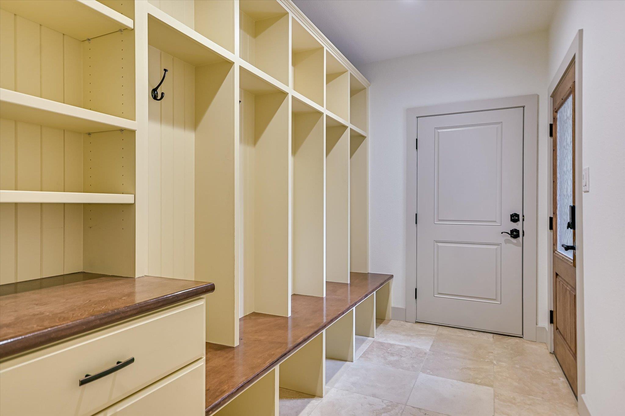 105 N Lowell Ln, Austin, TX 78733