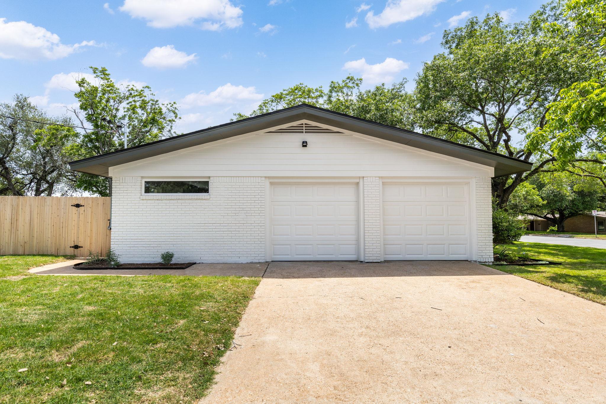 4501 Pack Saddle Pass, Austin, TX 78745