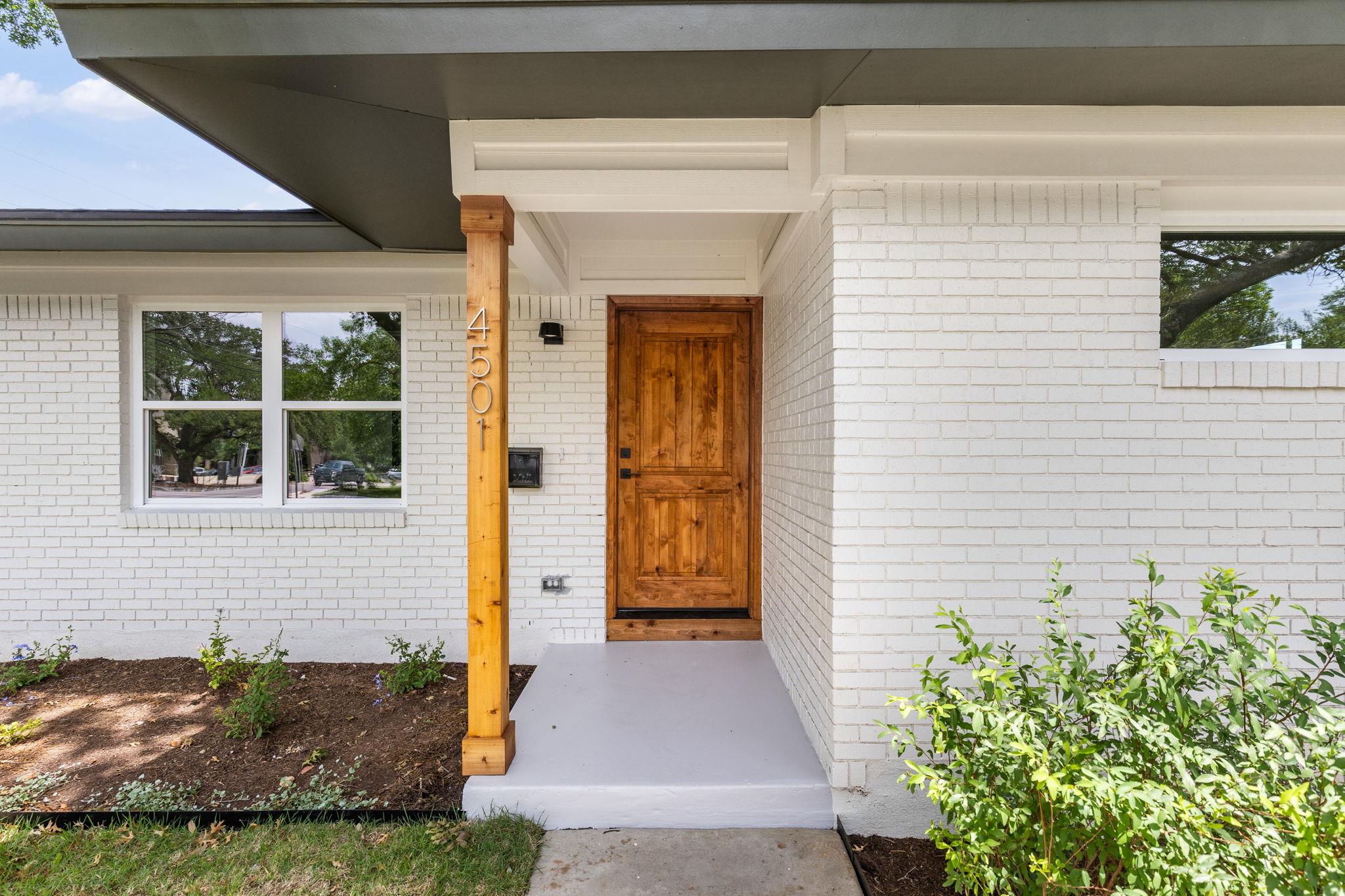 4501 Pack Saddle Pass, Austin, TX 78745