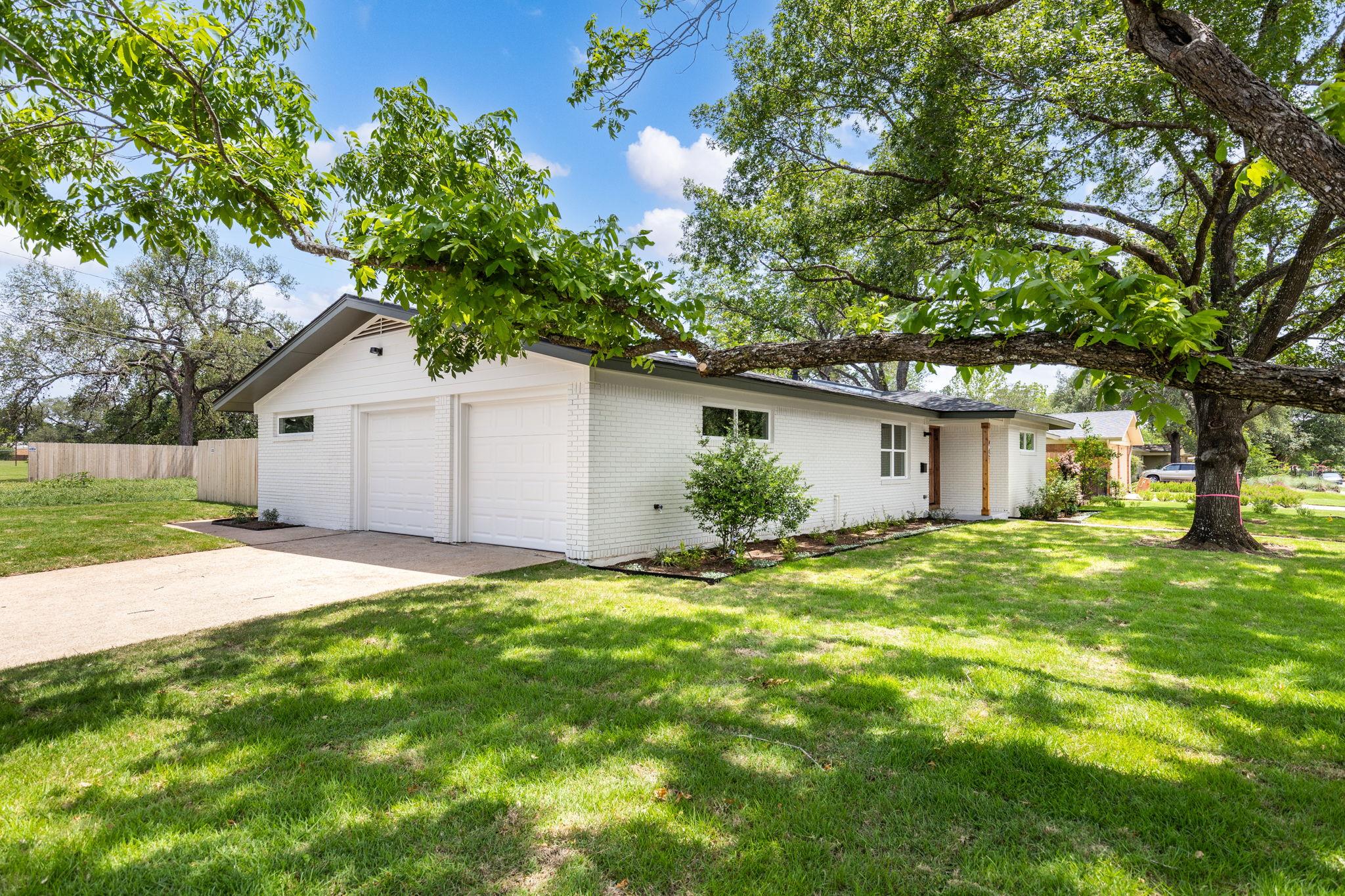 4501 Pack Saddle Pass, Austin, TX 78745