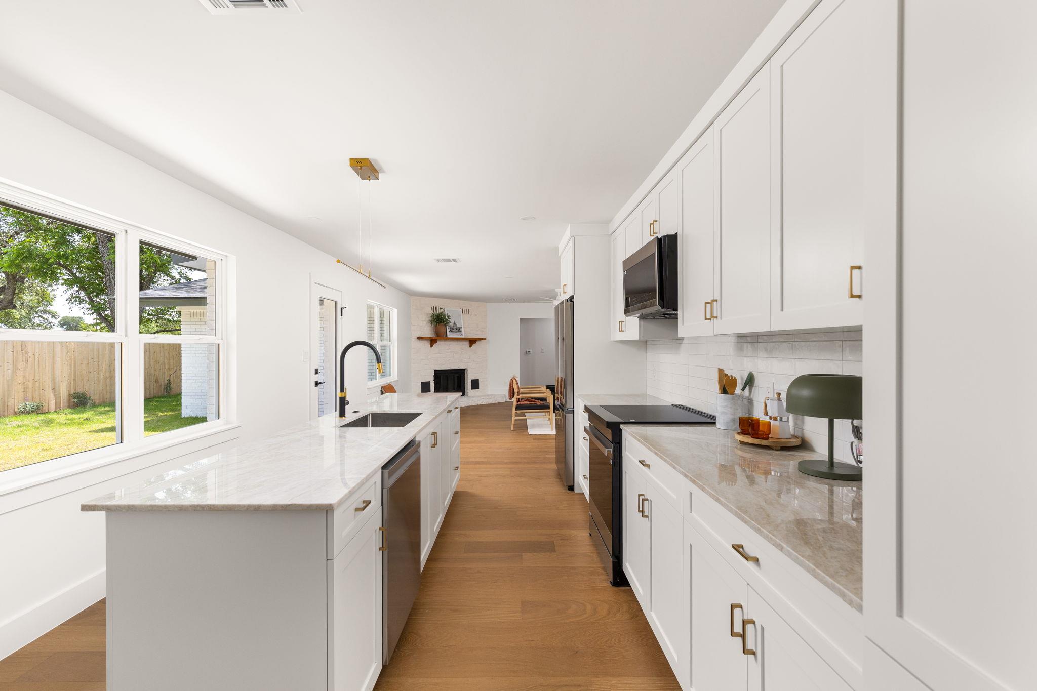 4501 Pack Saddle Pass, Austin, TX 78745