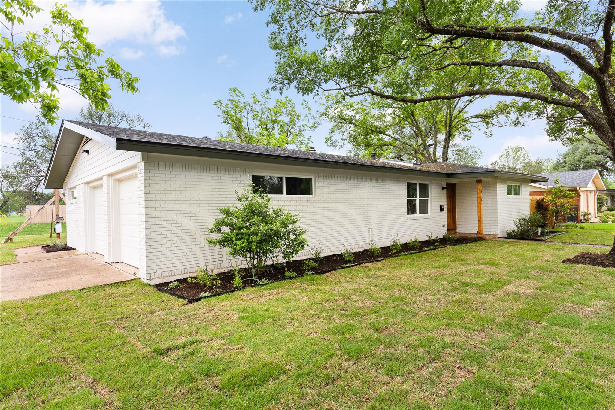 4501 Pack Saddle Pass, Austin, TX 78745