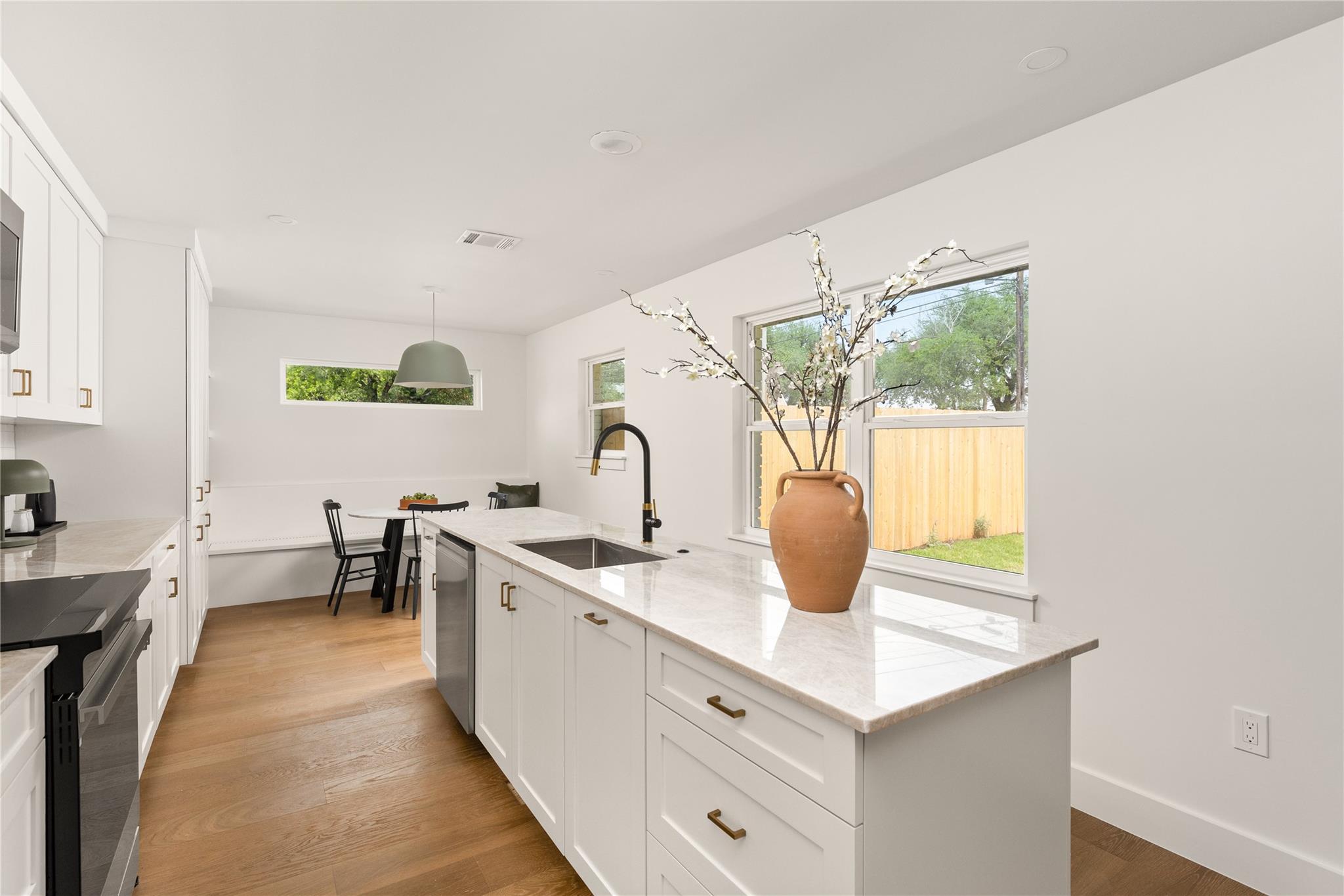 4501 Pack Saddle Pass, Austin, TX 78745