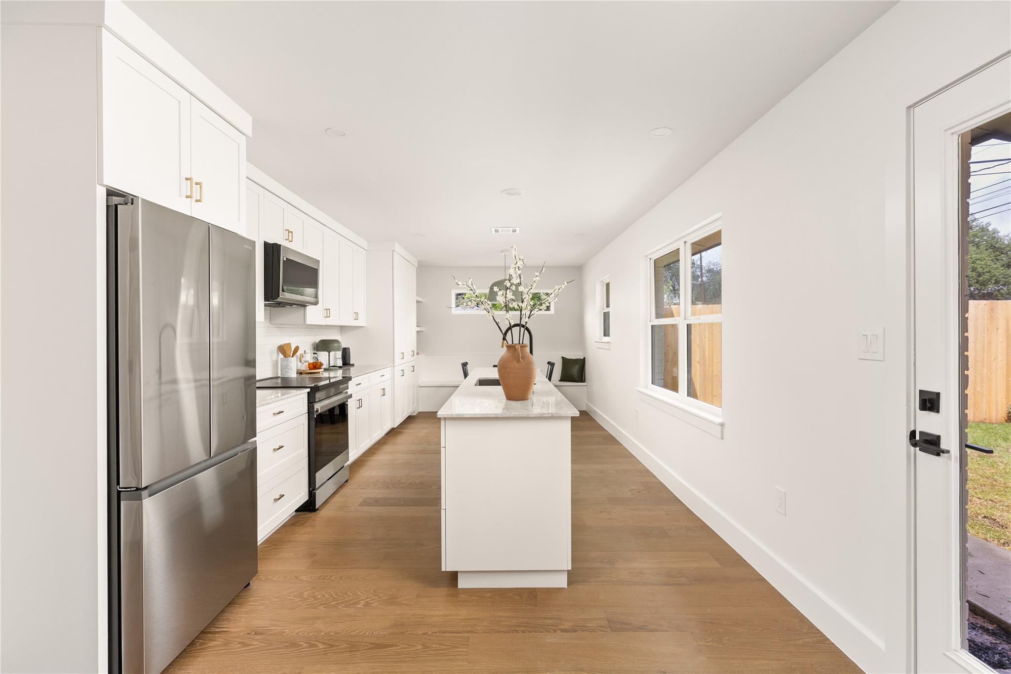 4501 Pack Saddle Pass, Austin, TX 78745