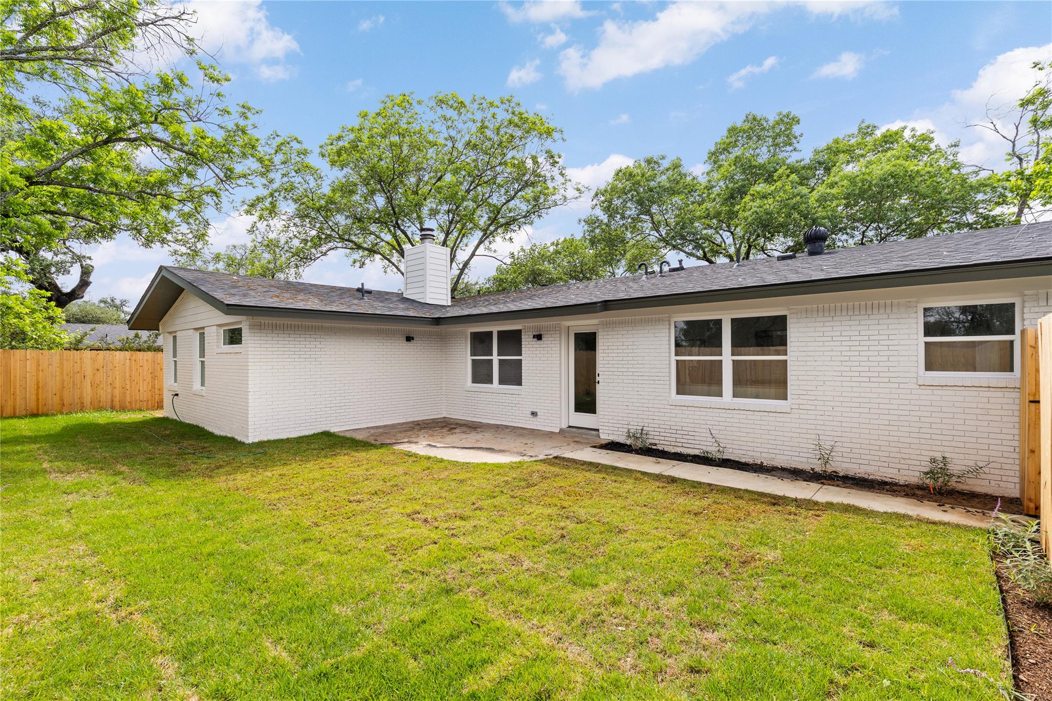 4501 Pack Saddle Pass, Austin, TX 78745