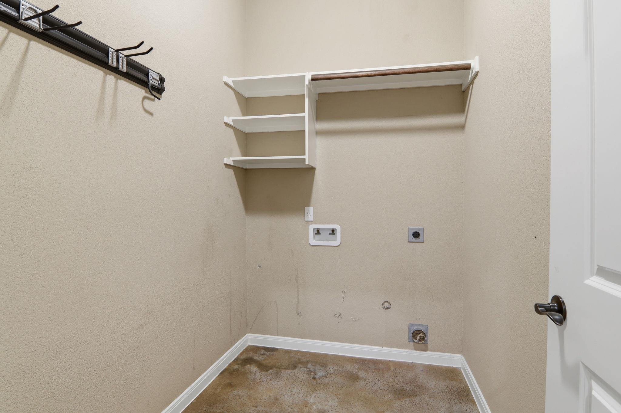 173 Kipahulu Dr, Bastrop, TX 78602