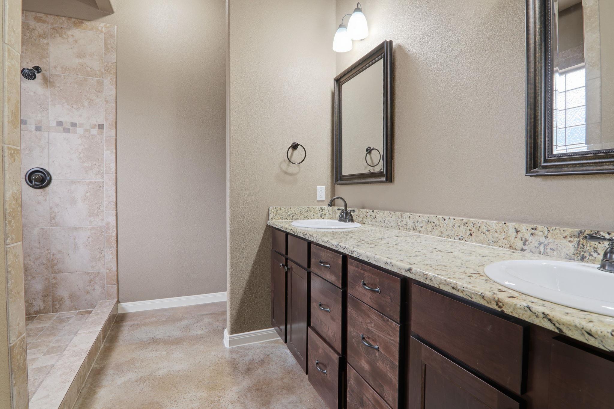 173 Kipahulu Dr, Bastrop, TX 78602