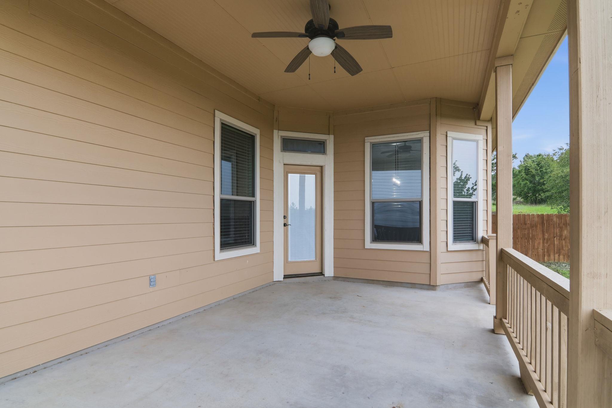 173 Kipahulu Dr, Bastrop, TX 78602