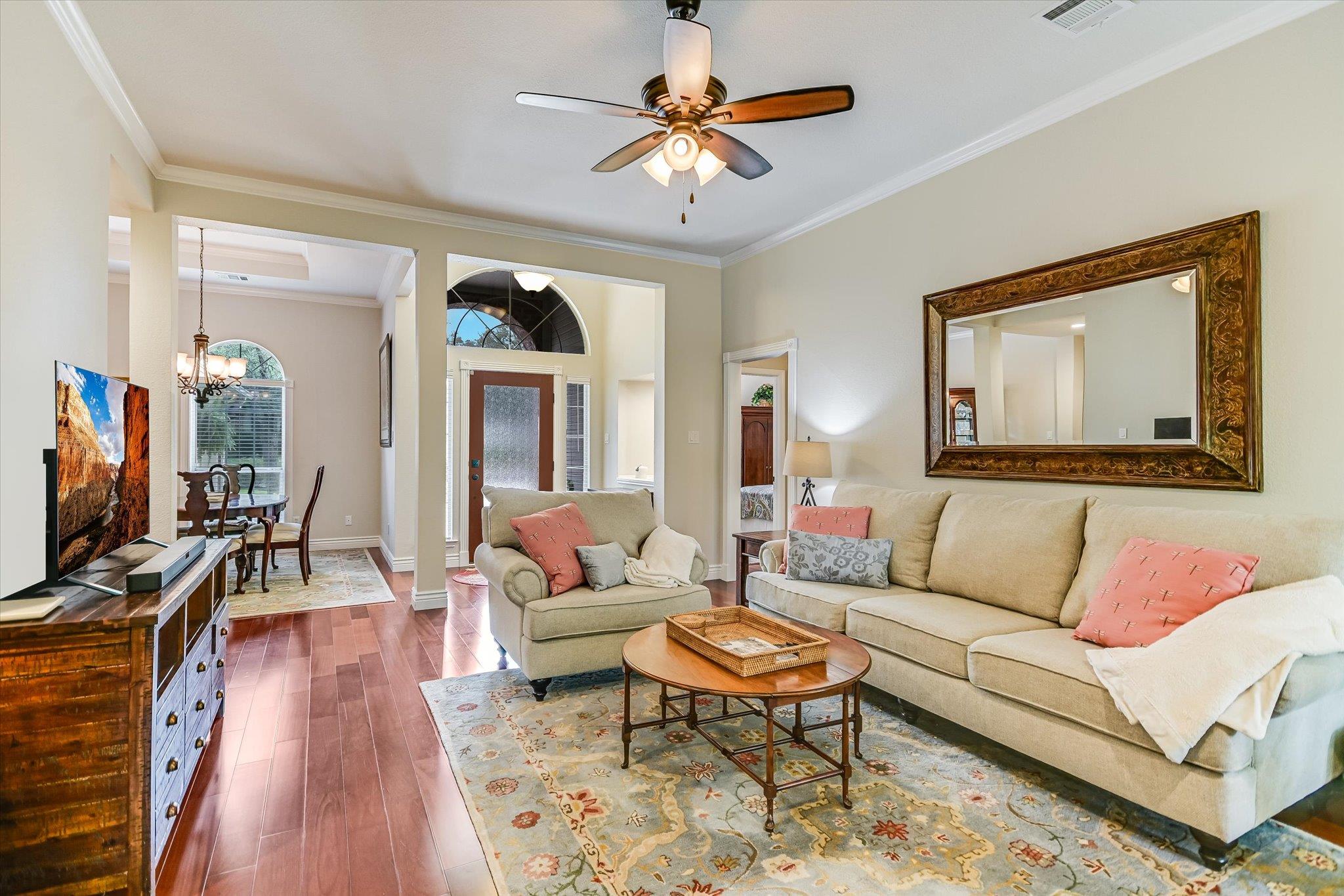 9225 Edwardson Ln, Austin, TX 78749