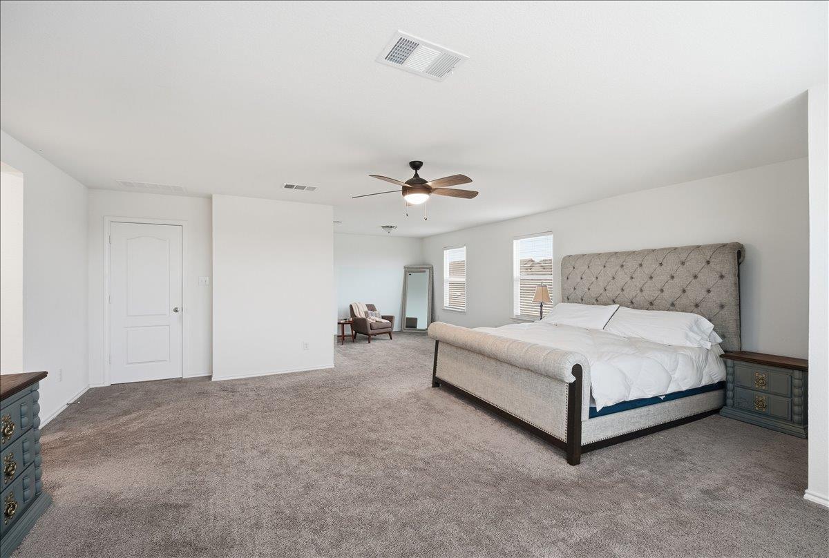 282 Crimson Ln, Kyle, TX 78640