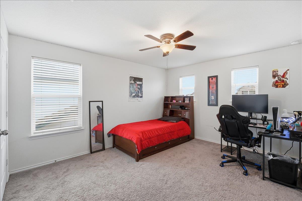 282 Crimson Ln, Kyle, TX 78640
