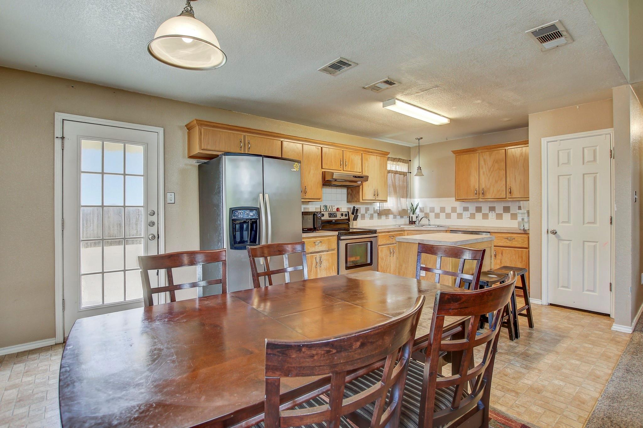 302 Sumac Trl, Copperas Cove, TX 76522