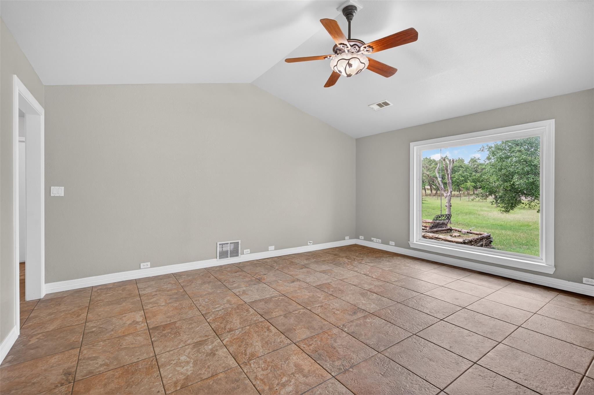 2171 Briggs Rd, Killeen, TX 76549