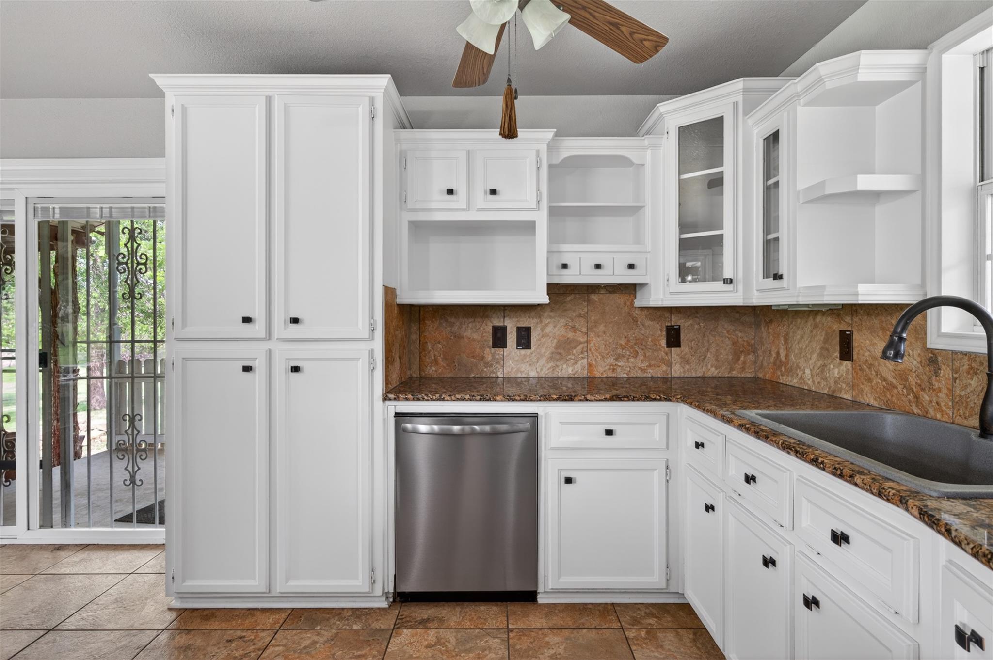 2171 Briggs Rd, Killeen, TX 76549