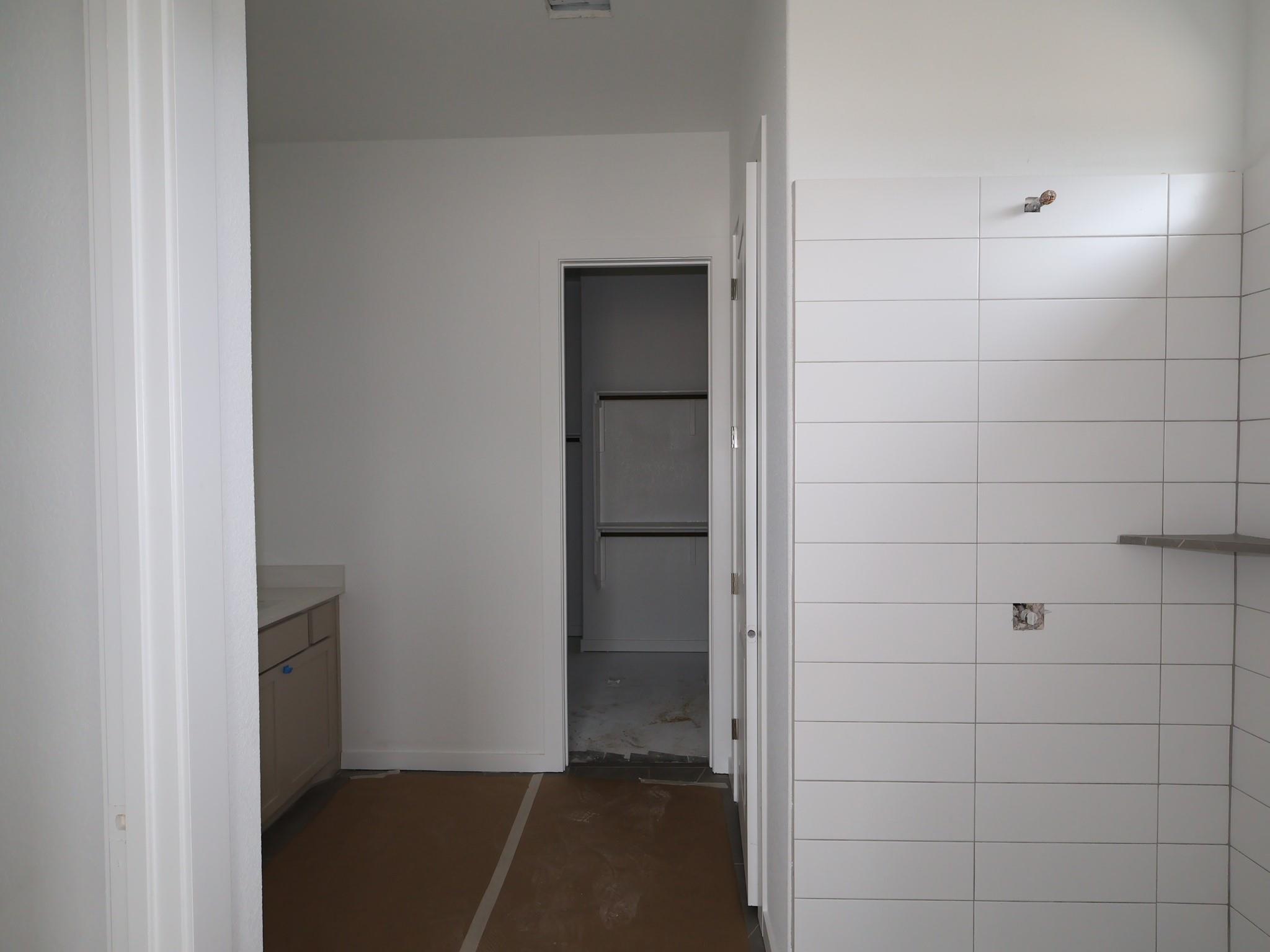 933 Corvallis Dr, Leander, TX 78641