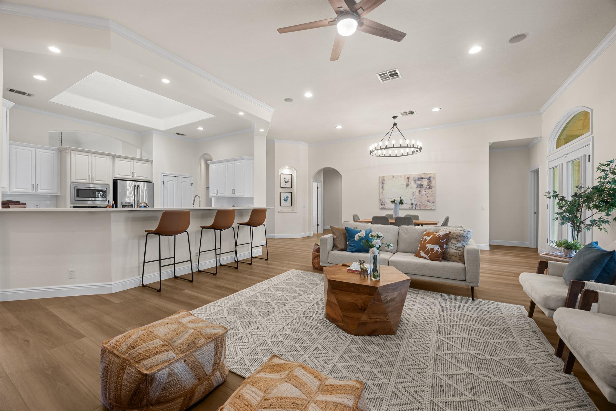 200 Colonial Affair, Austin, TX 78737