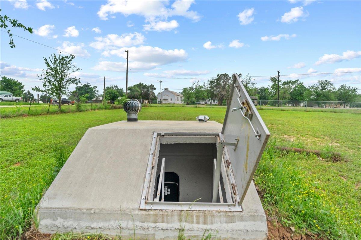 387 Highway 95 Highway S, Elgin, TX 78621