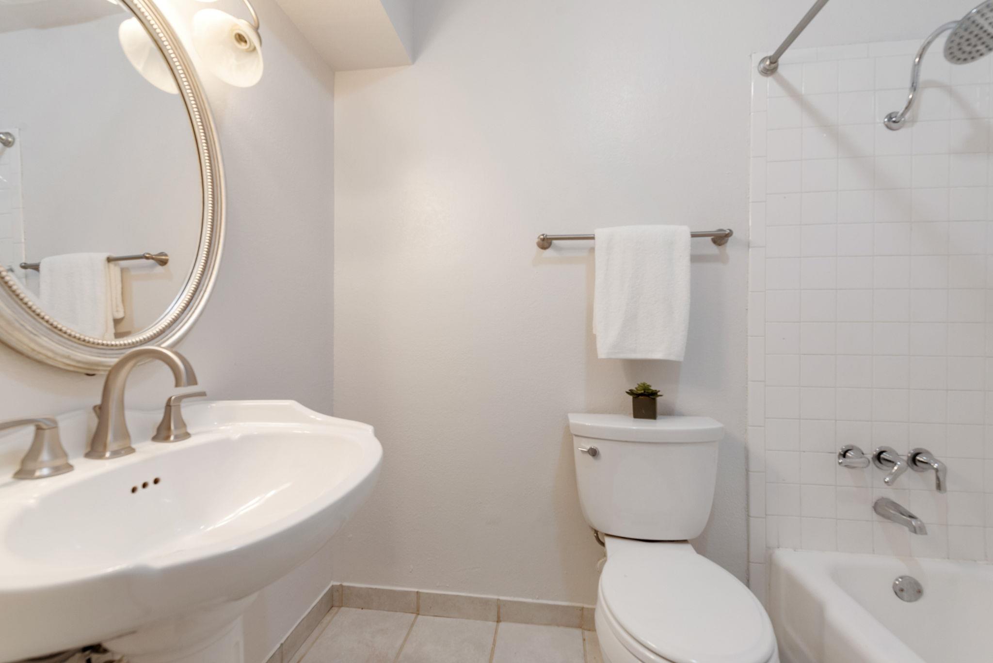 8203 Easter Cv, Austin, TX 78757