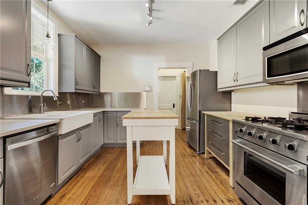 1811 Nickerson St, Austin, TX 78704