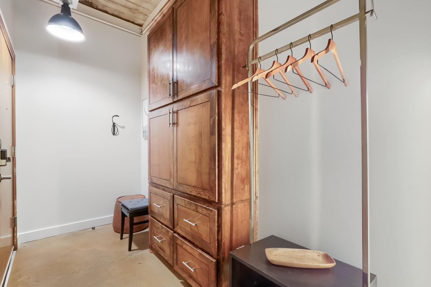 710 Colorado St # 4A, Austin, TX 78701