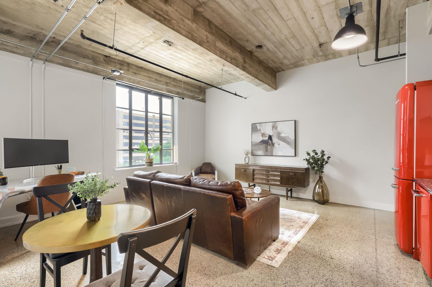 710 Colorado St # 4A, Austin, TX 78701