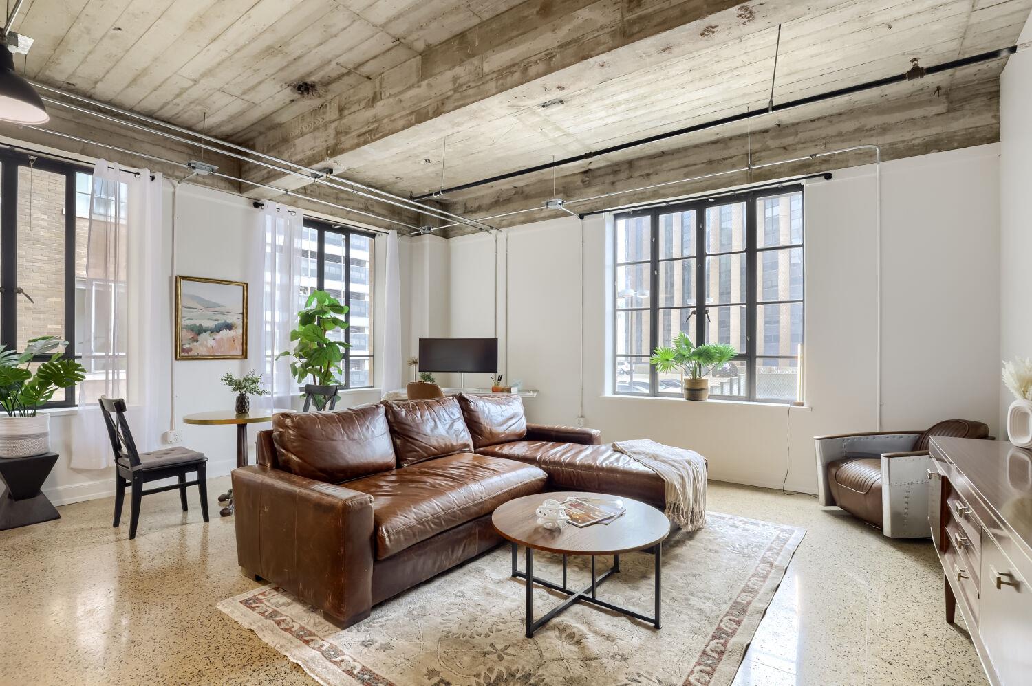 710 Colorado St # 4A, Austin, TX 78701