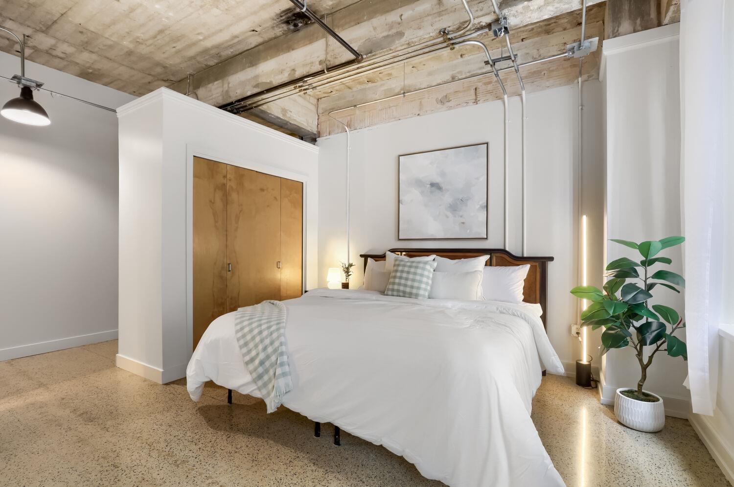 710 Colorado St # 4A, Austin, TX 78701